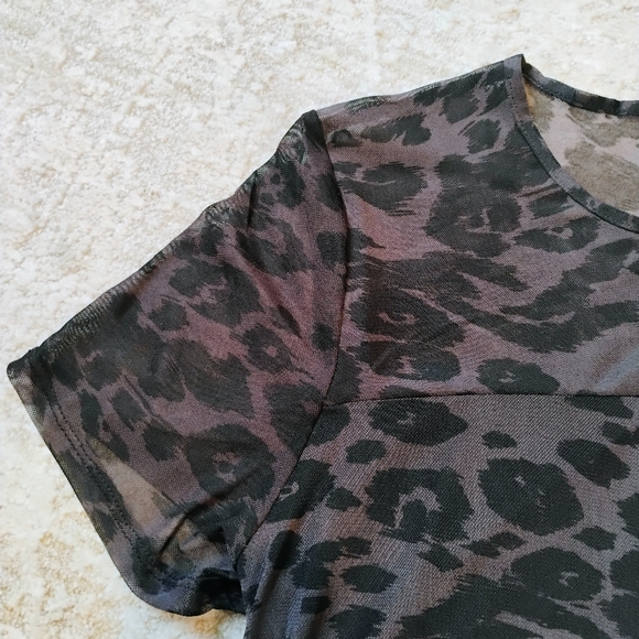 NWT L DKNY Purple And Black Animal Print Micromesh Short Sleeve Ruched Top NEW - Picture 5 of 11